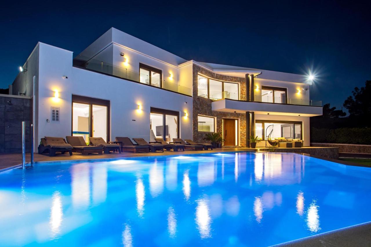 Villa Indira Kalithies Dış mekan fotoğraf